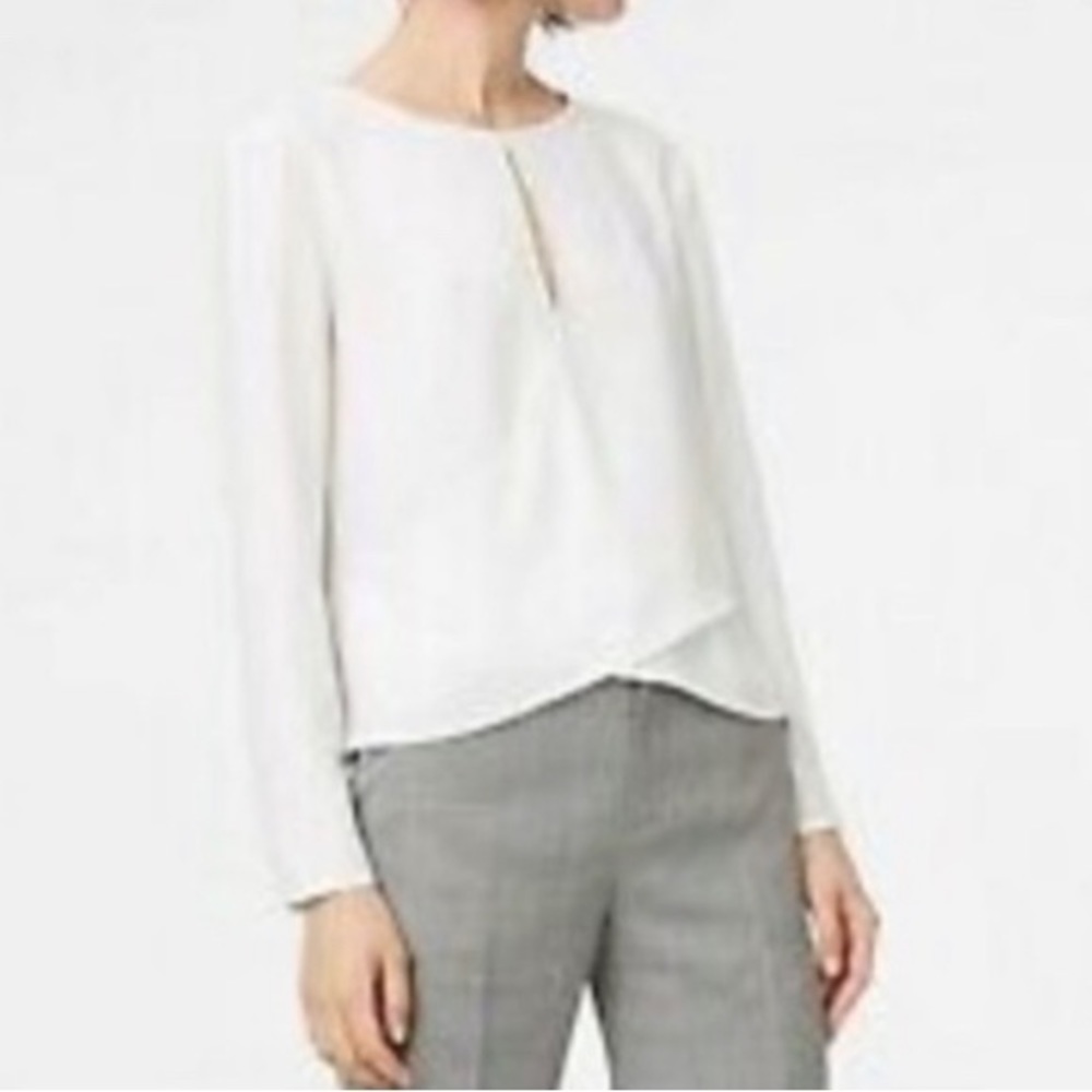 Club Monaco Brixxtun Surplice Keyhole Blouse in White Size Medium